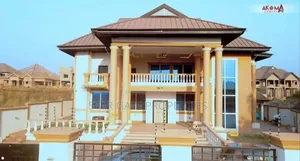 5bdrm House in Kwadaso Akyeremade, Kumasi Metropolitan for sale