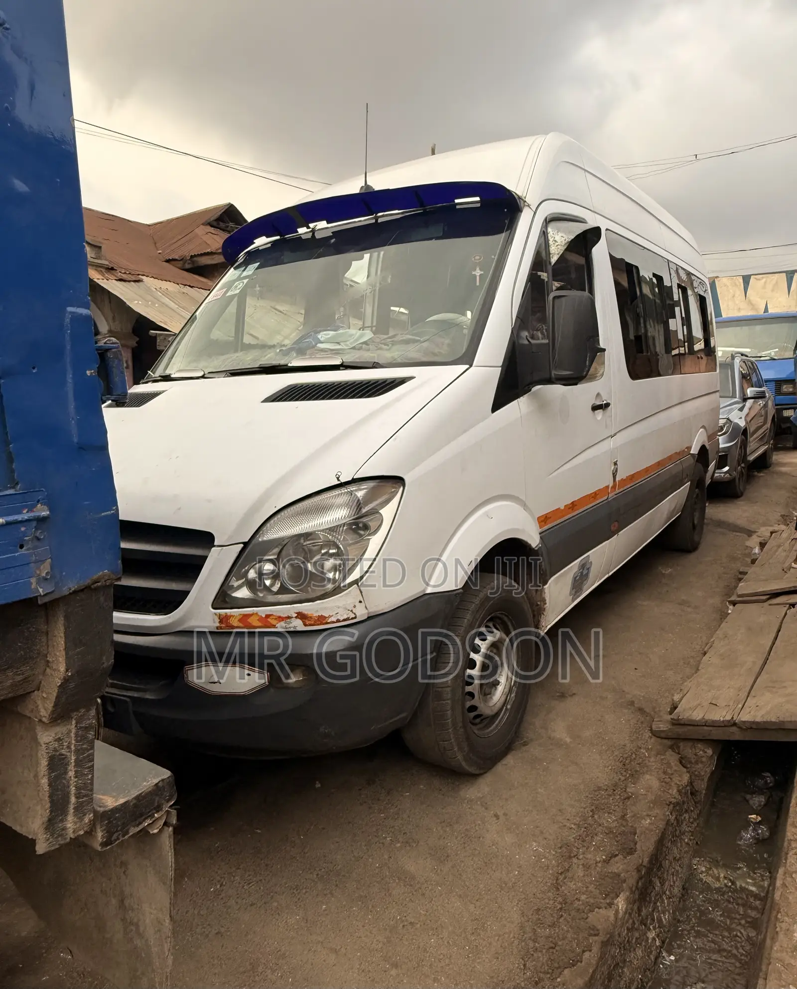 Mercedes-Benz Sprinter 2005 White