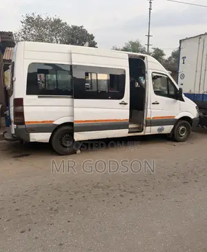Mercedes-Benz Sprinter 2005 White