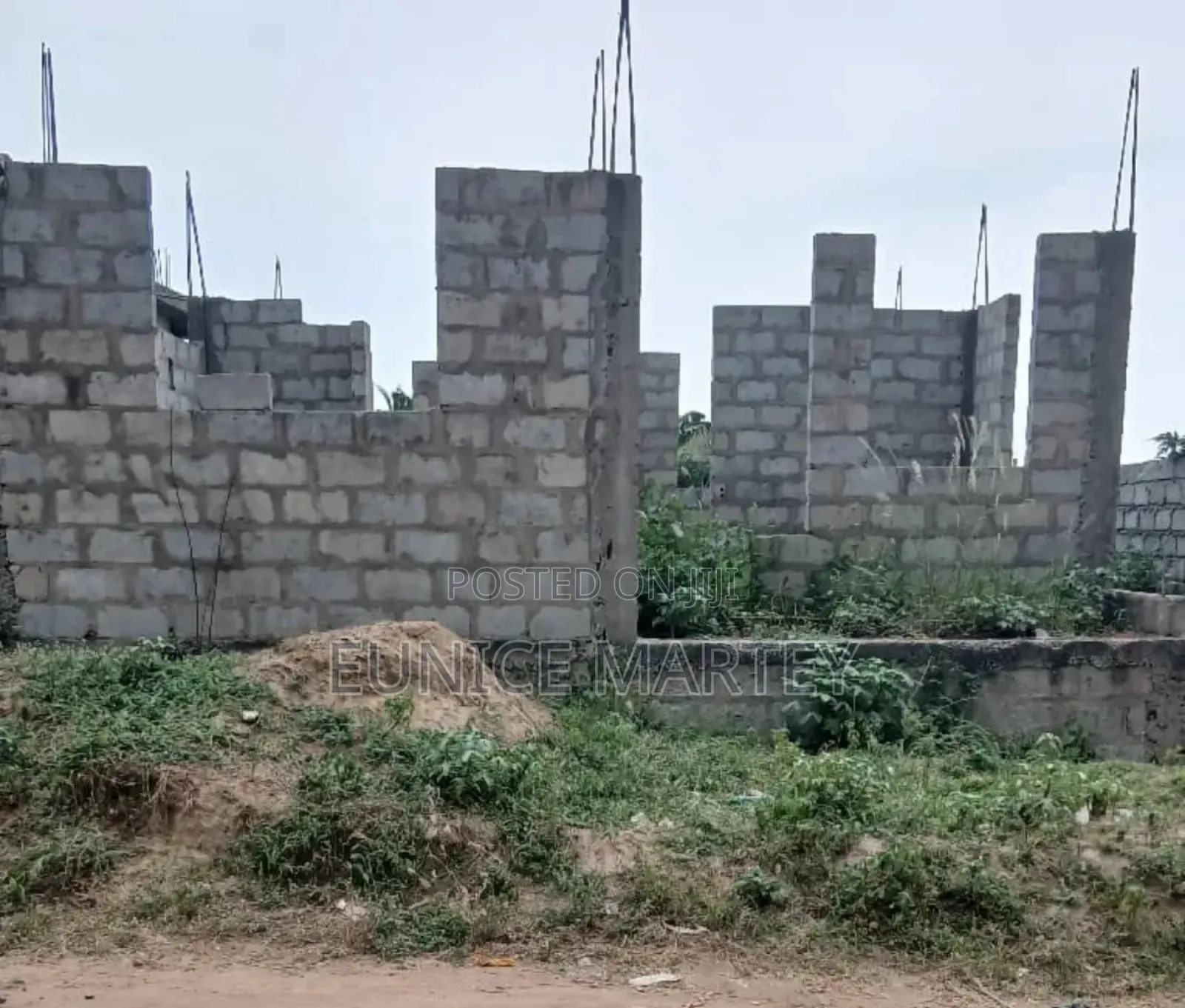 2bdrm Apartment in Famous, Ashaiman Municipal for sale