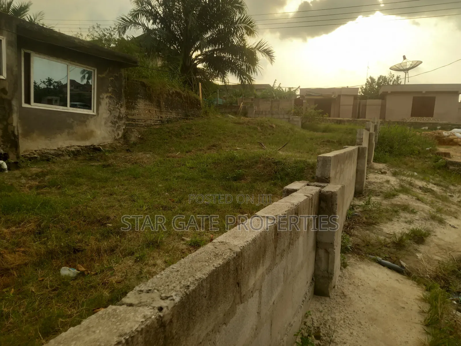 Plot for Sale at Sepe Dote 150*100 Ft ( Near Buokrom Estate)