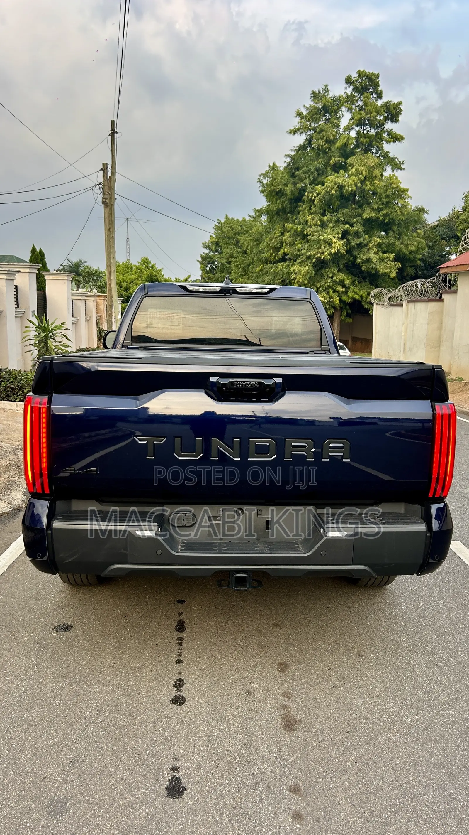 Toyota Tundra Limited CrewMax 4WD SB w/5.5' Bed 2025 Blue