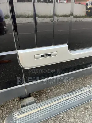 Land Rover Range Rover Vogue 2015 Black