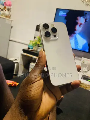 Apple iPhone 15 Pro 128 GB White