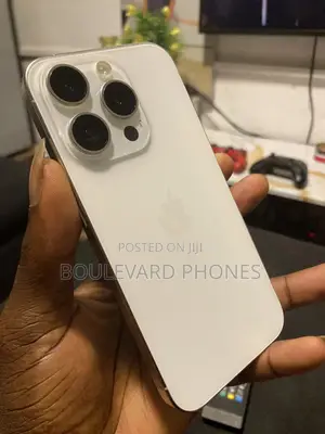 Apple iPhone 15 Pro 128 GB White
