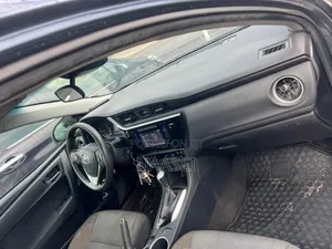 Toyota Corolla LE ECO 4dr Sedan (1.8L 4cyl CVT) 2017 Gray