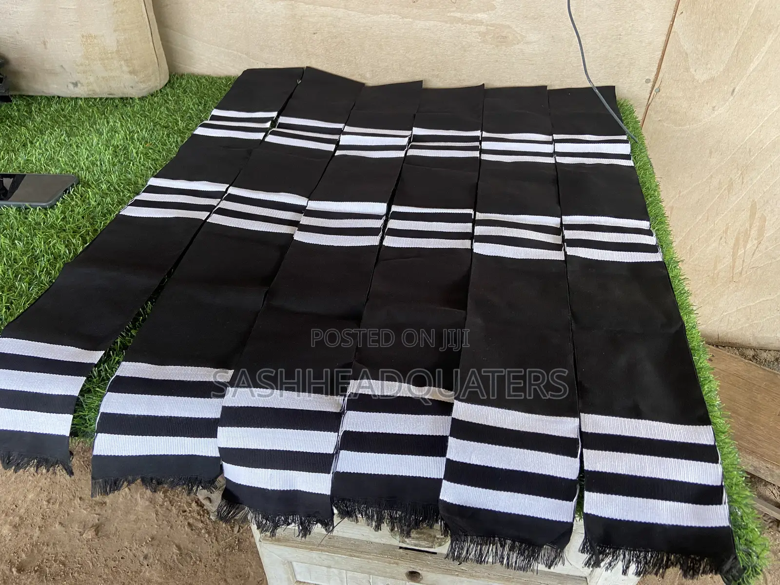Black White Ghana Plain Kente