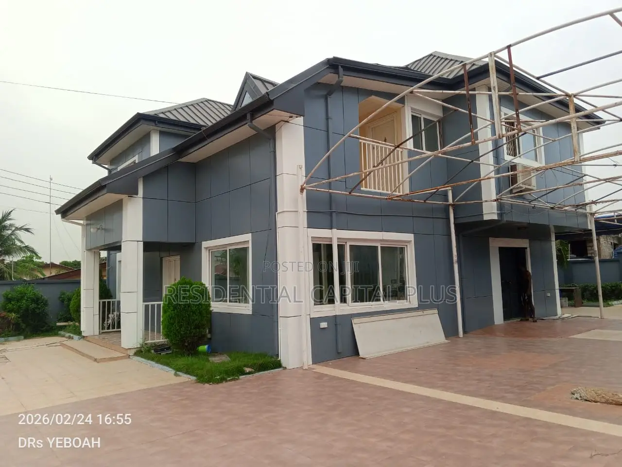 4bdrm Duplex in Spintex for rent