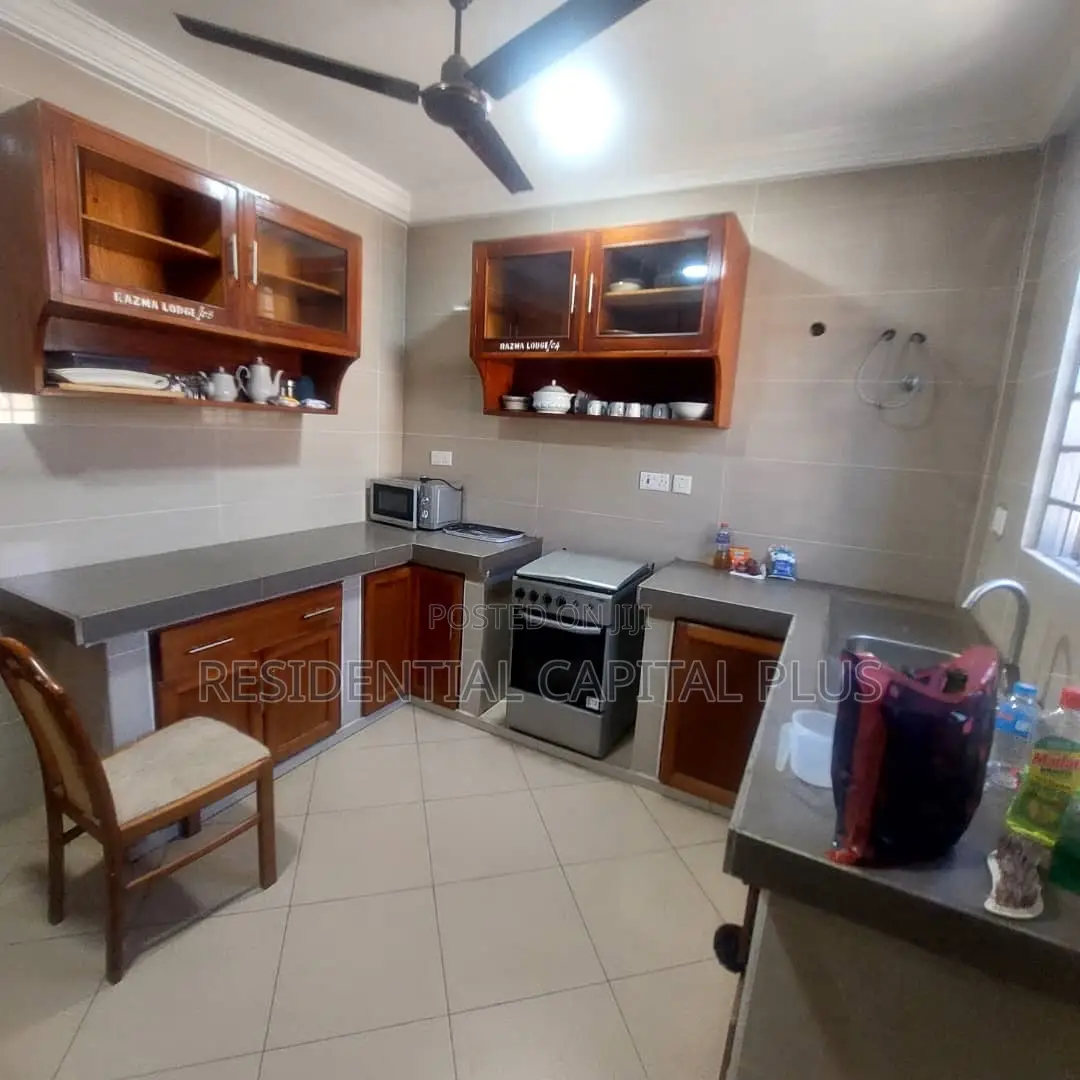 Furnished 7bdrm Duplex in Spintex for rent