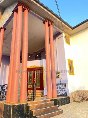 7bdrm Mansion in Tantra Hills, Ola Achool Area for rent