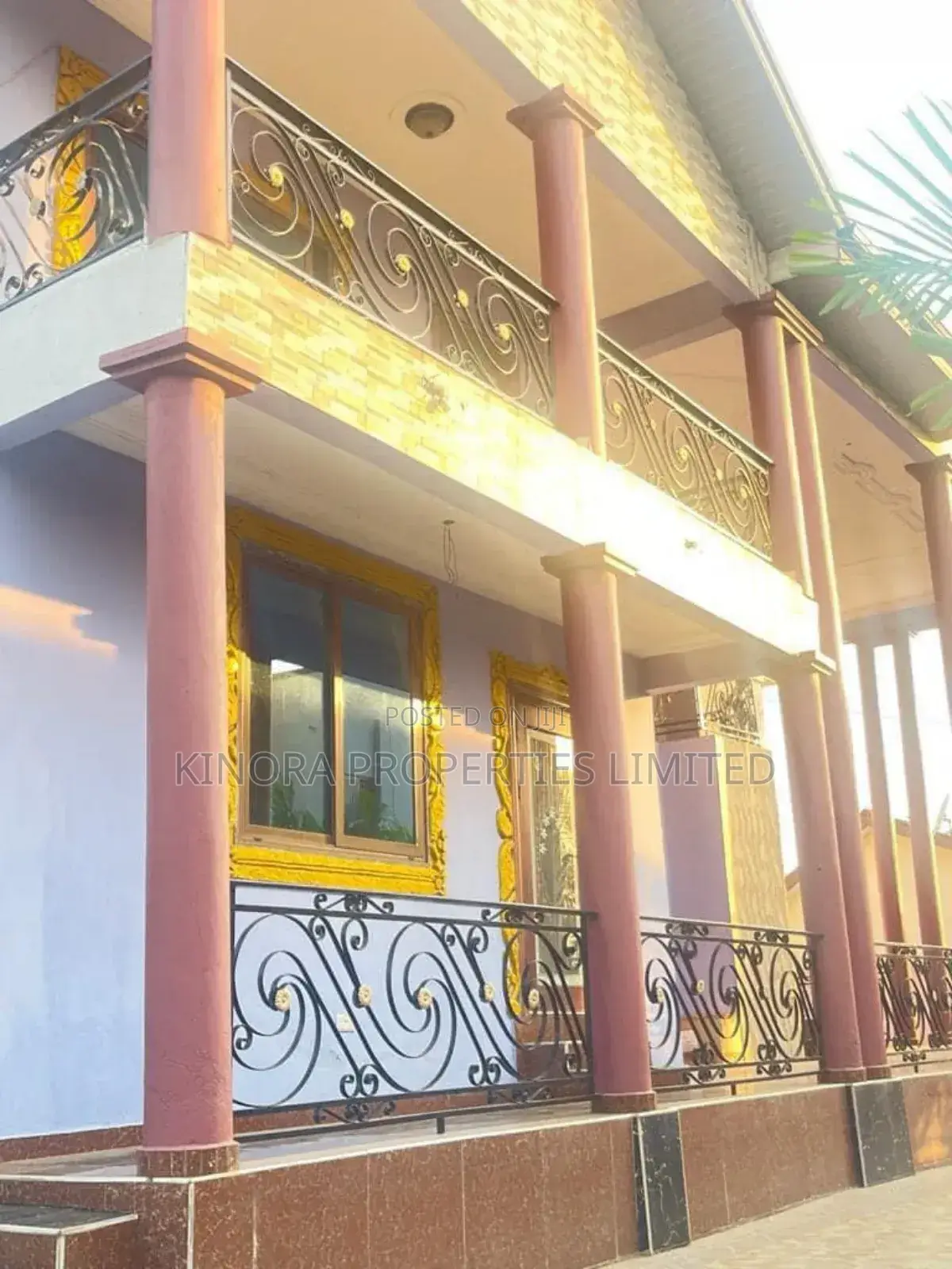 7bdrm Mansion in Tantra Hills, Ola Achool Area for rent