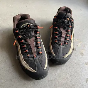 Nike Air Max 95 Dark Army Sneakers