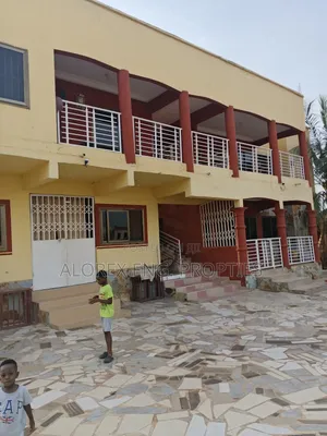 2bdrm Apartment in Amanfro, Frafraha for rent