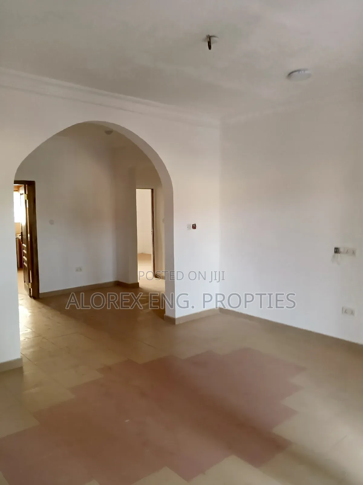 2bdrm Apartment in Amanfro, Frafraha for rent