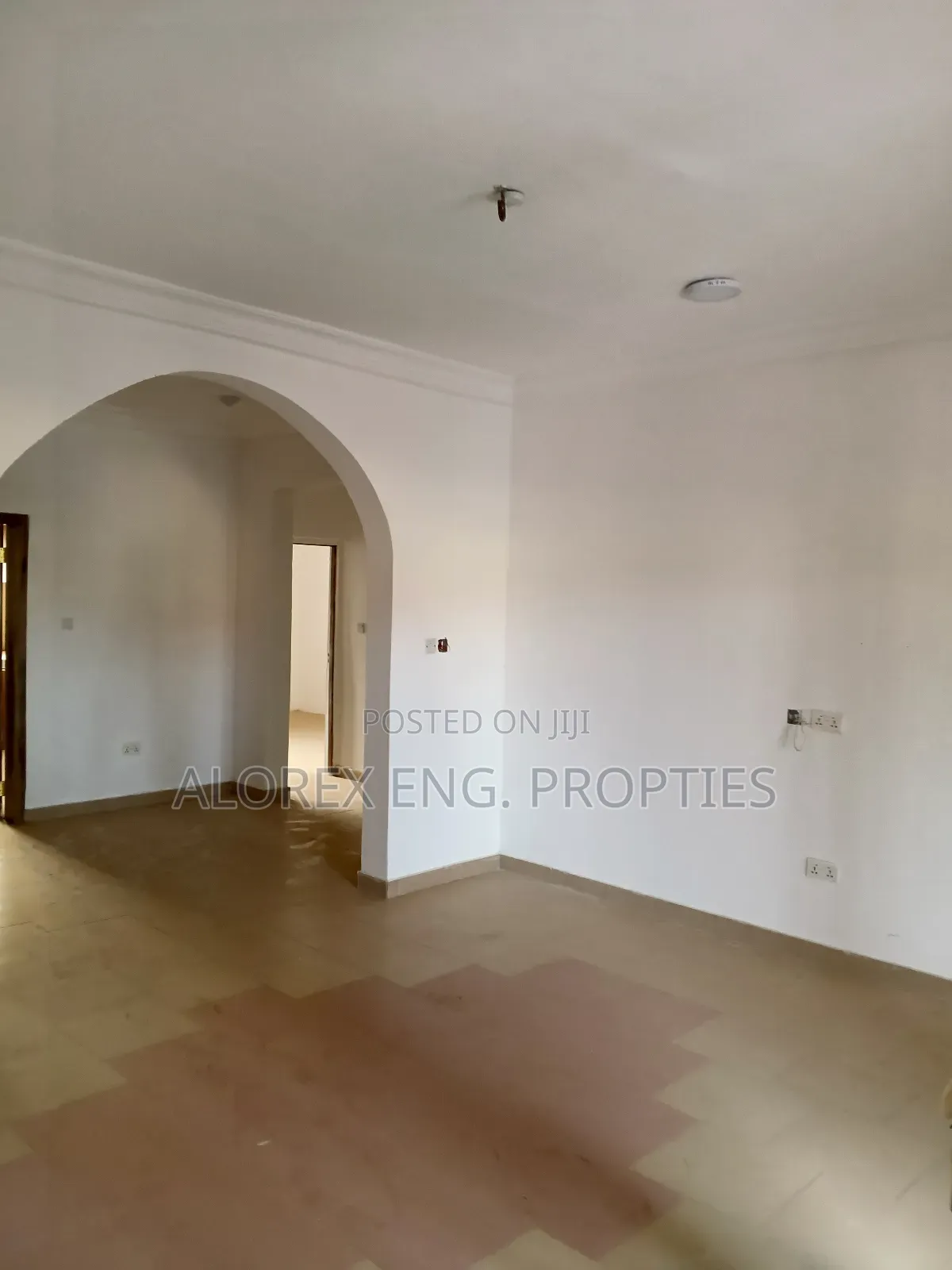 2bdrm Apartment in Amanfro, Frafraha for rent