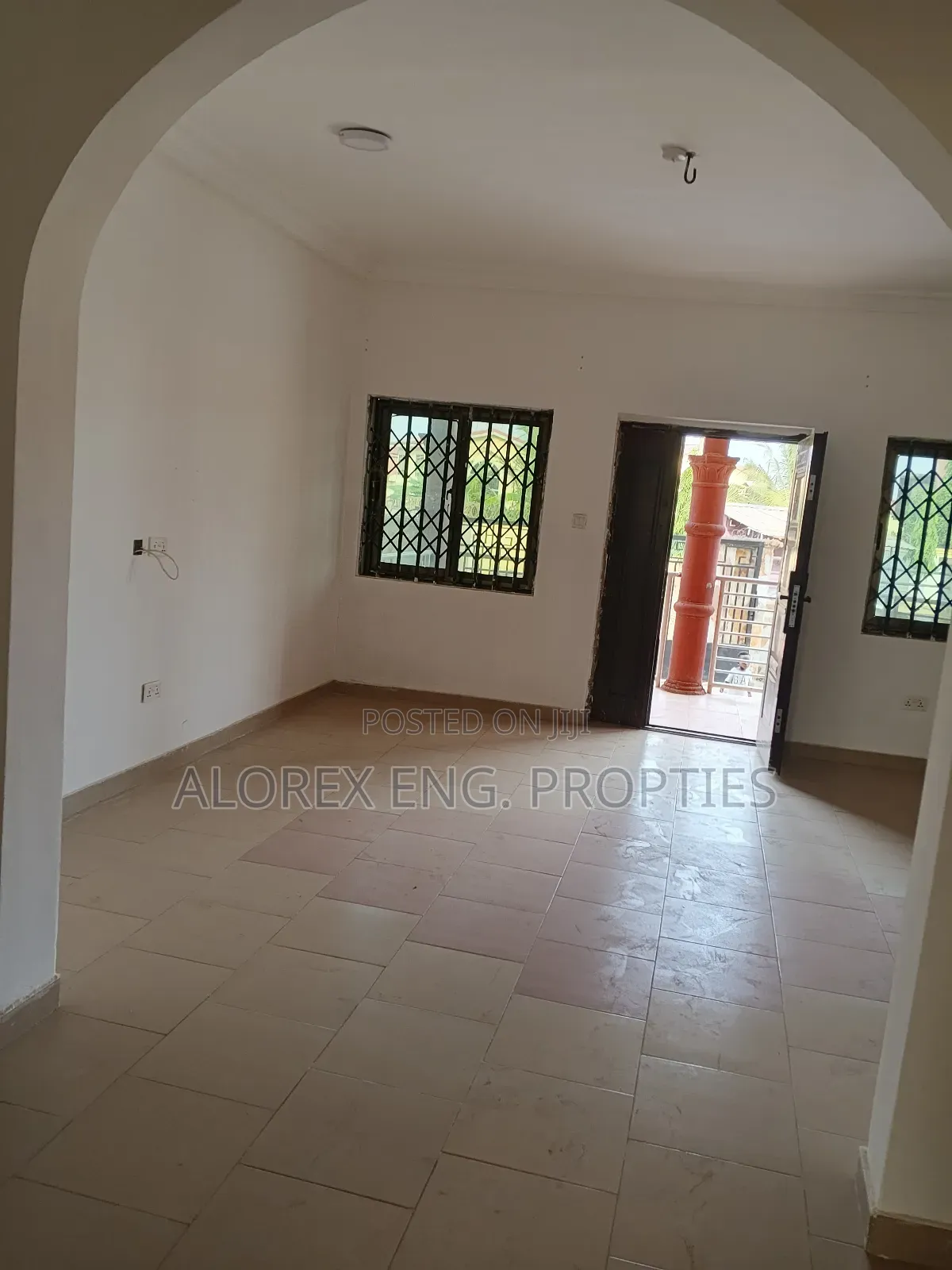 2bdrm Apartment in Amanfro, Frafraha for rent