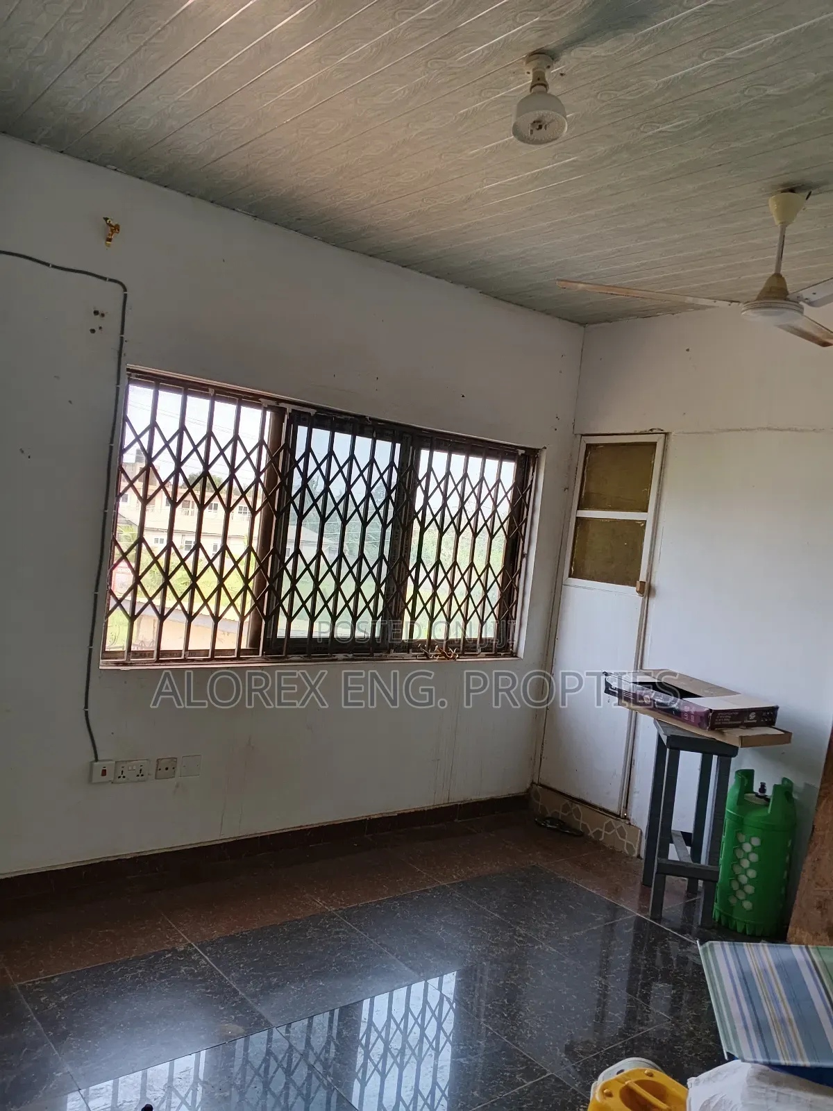 1bdrm Apartment in Amanfro, Frafraha for rent