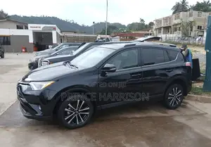 Toyota RAV4 Limited 4dr SUV (2.5L 4cyl 6A) 2018 Black