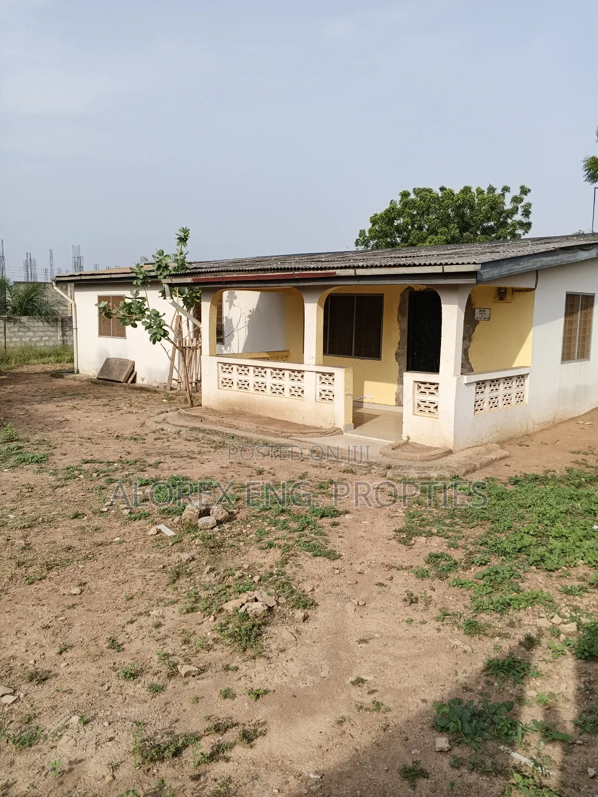 3bdrm Apartment in Amanfro, Frafraha for rent