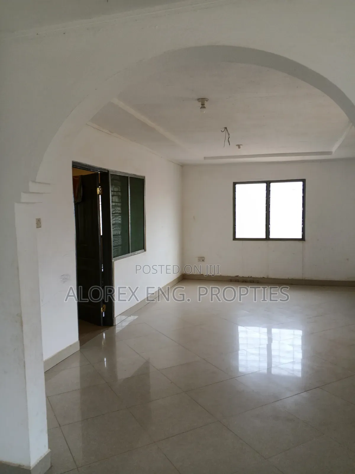 3bdrm Apartment in Amanfro, Frafraha for rent