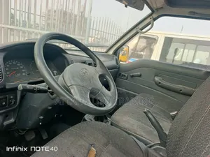 Hyundai H-100 1999 Green