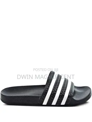Adidas Slippers/ Slides