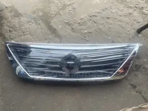 Almera Versa Sunny 2012 2013 2014 Top Shells Grille