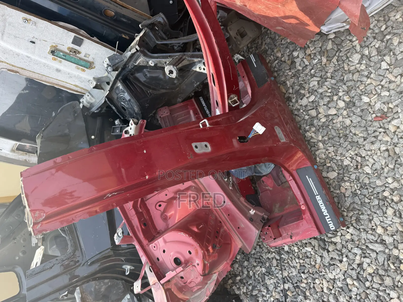 2022 to 2025 Mitsubishi Outlander Door Middle Bar