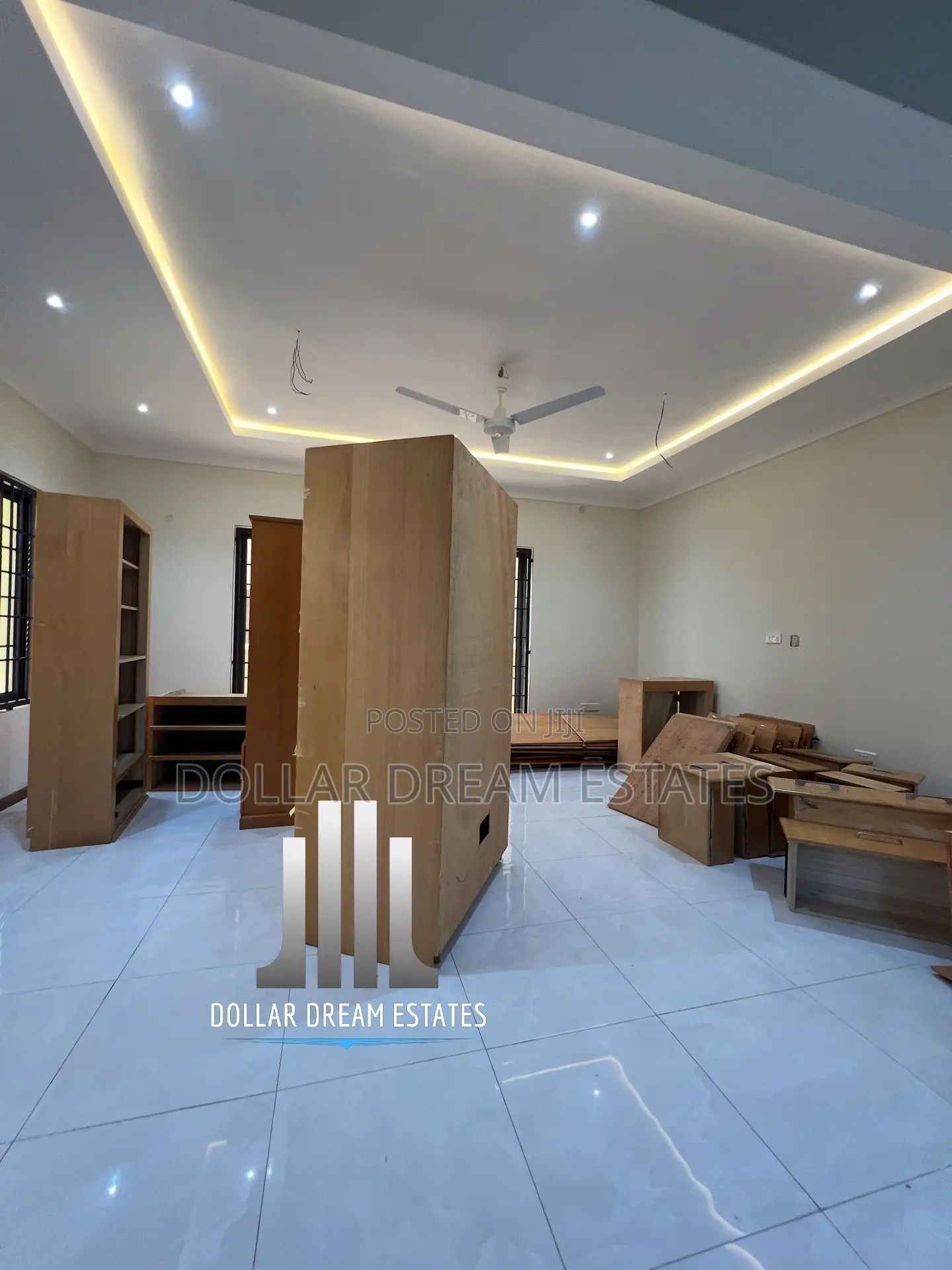 3bdrm House in Adenta for rent