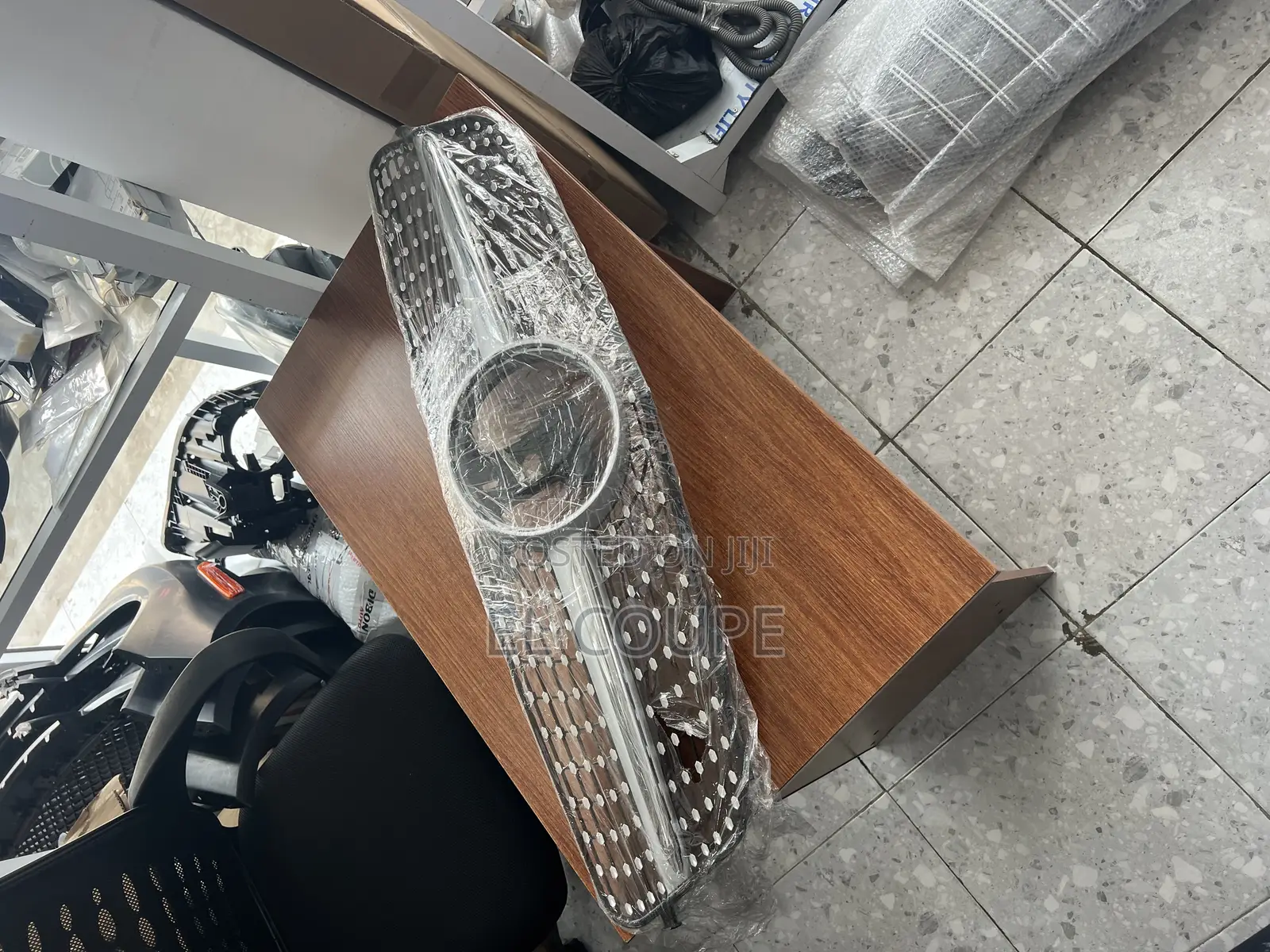Mercedes Benz C250/W204 Diamond Grill
