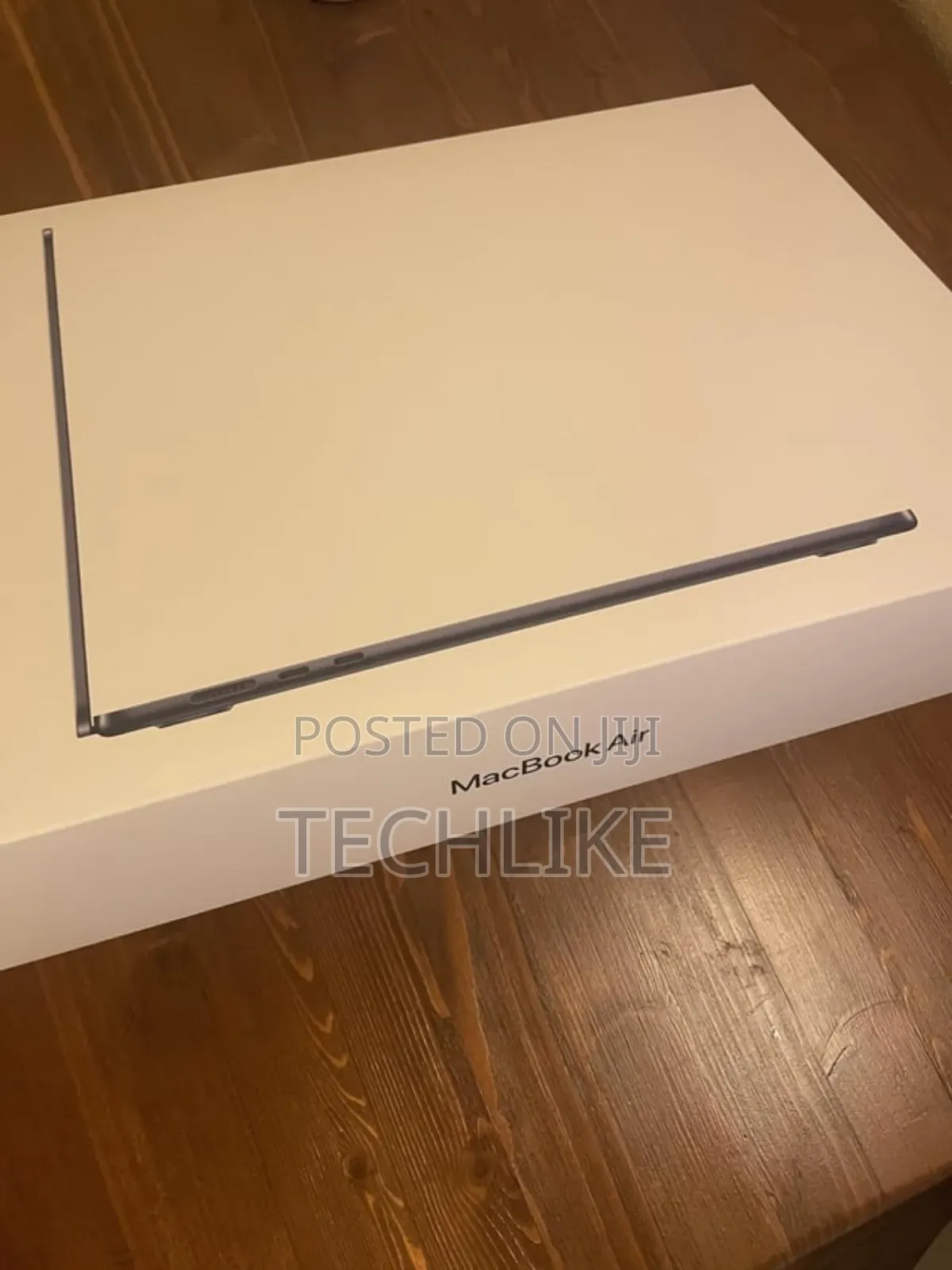 New Laptop Apple MacBook Air 2025 M4 13-inch 16GB Apple M4 SSD 1T