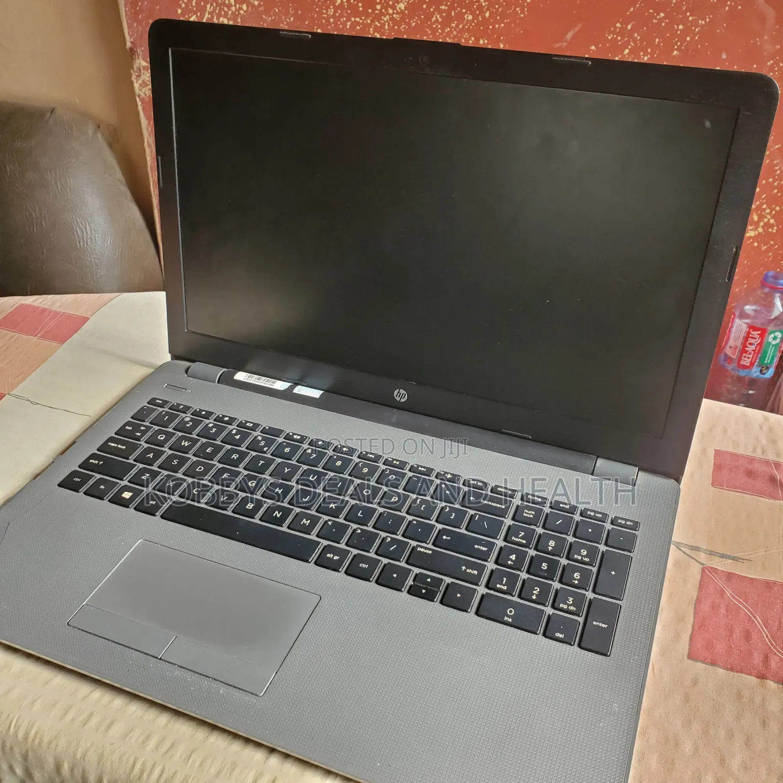 Laptop HP 15 4GB Intel Celeron HDD+SSD 250GB