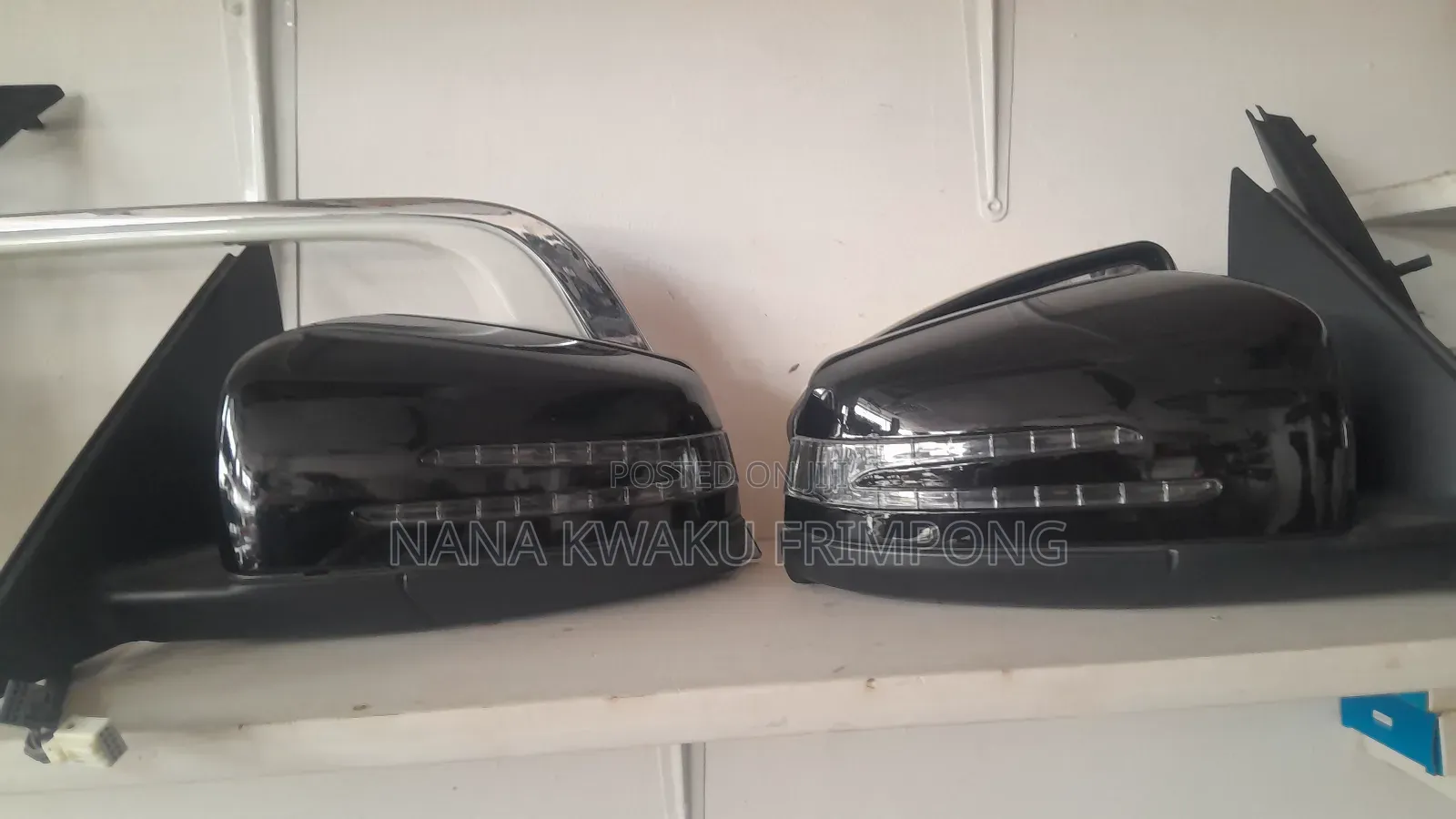 W204 C250 Mercedes-benz Side Mirrors Available