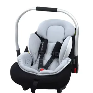 Maximum Safety Comfort – Premium Baby Car Seat for Your Little One