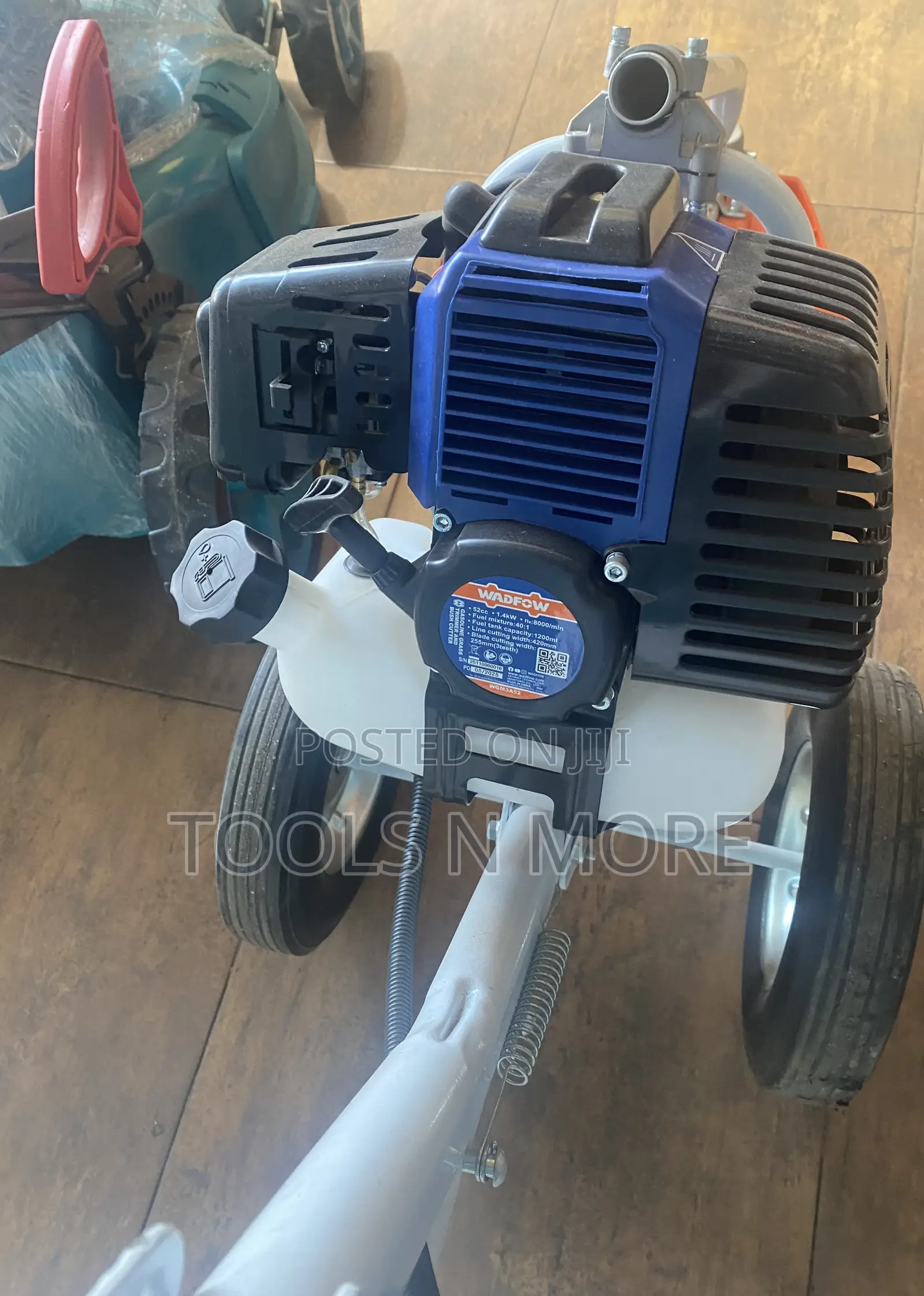 Wadfow Gasoline Grass Trimmer and Bush Cutter (Wheel Type)