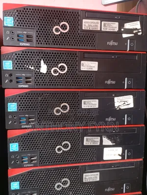 Fujitsu Esprimo D556/2/E85+ 4GB Intel Pentium HDD 320GB