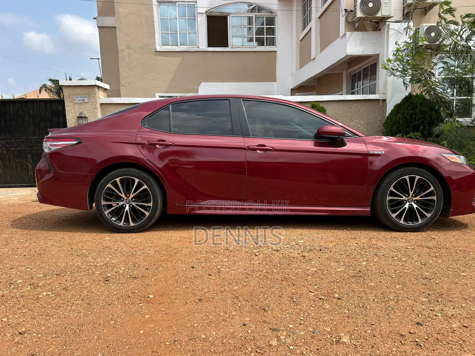 Toyota Camry SE FWD (2.5L 4cyl 8AM) 2018 Burgundy