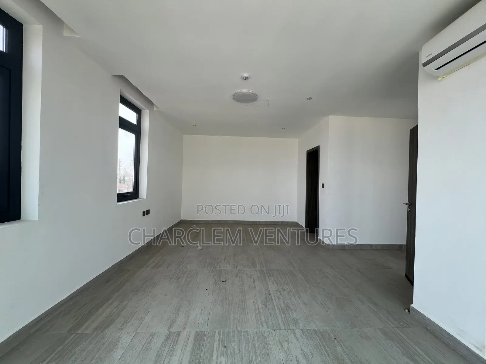 5bdrm Townhouse / Terrace in Charclem Ventures, East Legon for rent