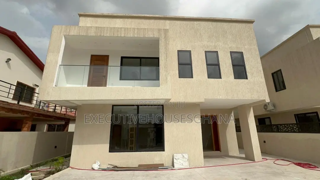 4bdrm House in Dworwulu for rent