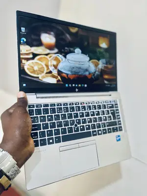 New Laptop HP EliteBook 840 G8 16GB Intel Core i5 SSD 256GB