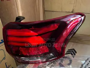Mitsubishi Outlander 2017,2018,2019,2020 Taillights