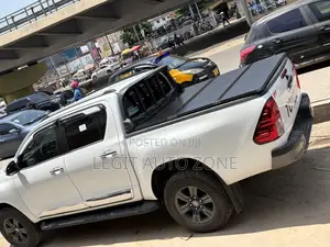 Toyota Hilux 2016,2017,2018, Bucket Cover Available