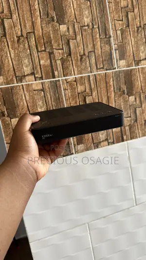 DSTV Decoder