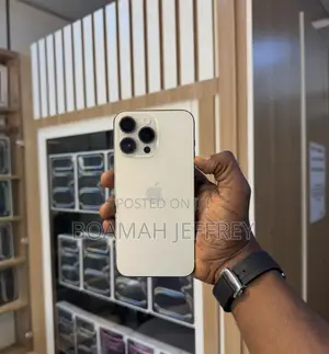 Apple iPhone 14 Pro Max 256 GB Gold