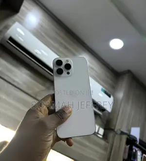 Apple iPhone 16 Pro Max 256 GB White