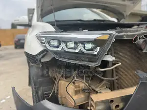 Toyota Highlander 2012-2015 Headlights Full Led Available