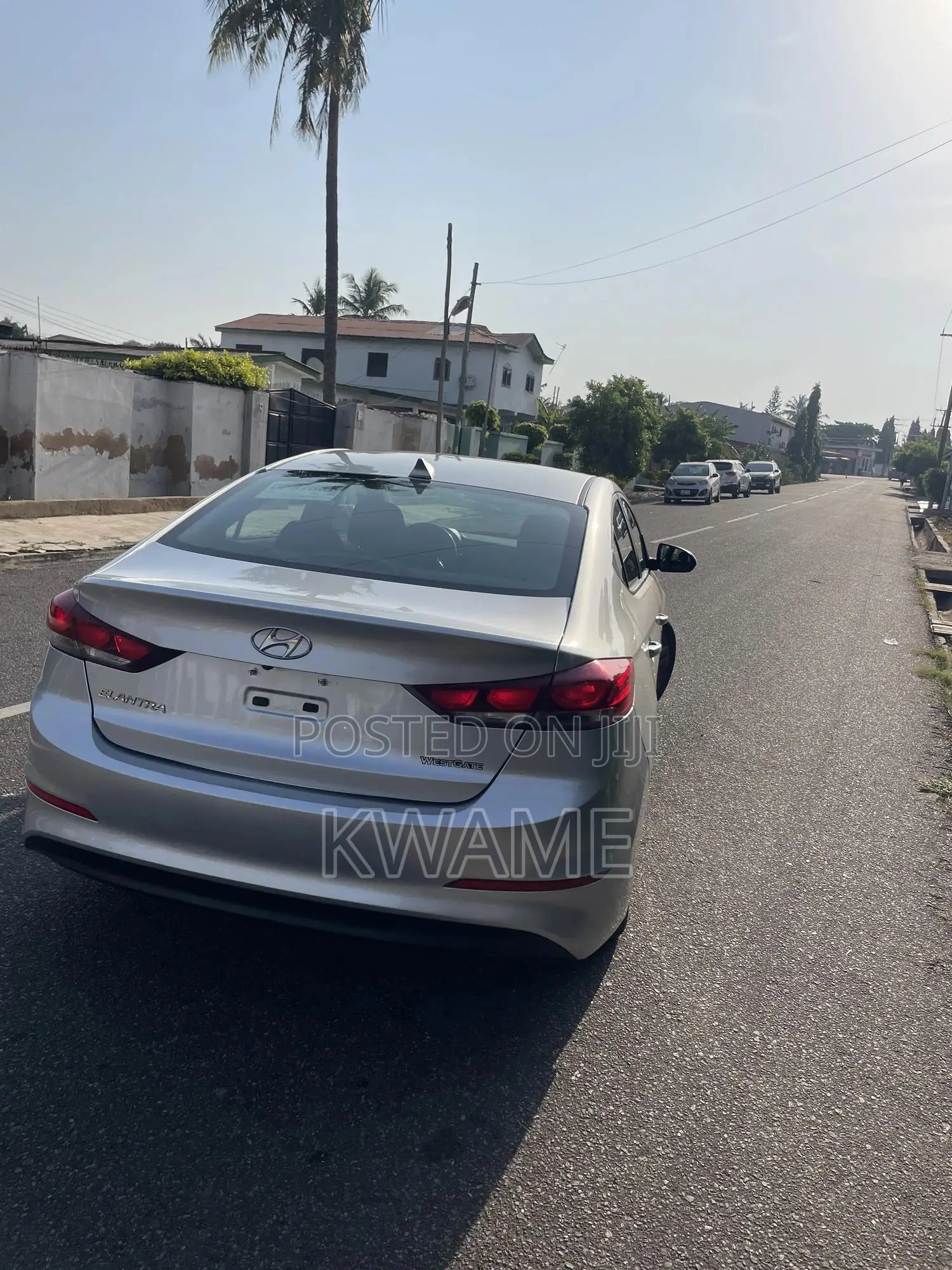 Hyundai Elantra SE Sedan FWD (2.0L 4cyl 6M) 2017 Silver