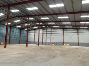 2000sqm Warehouse With a 3 Bedroom Apt Office at Tema Community 25