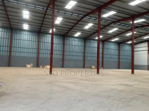 2000sqm Warehouse With a 3 Bedroom Apt Office at Tema Community 25