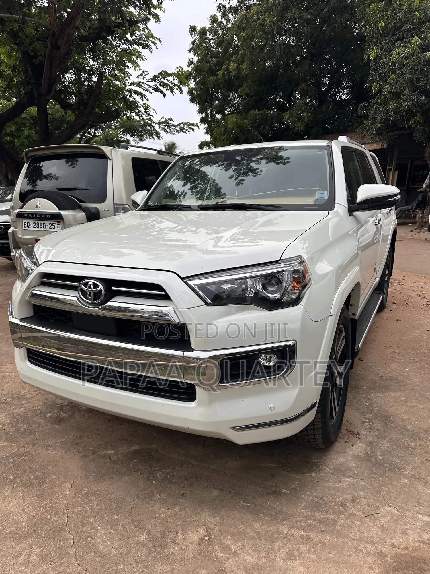 Toyota 4-Runner SR5 Premium 2022 White